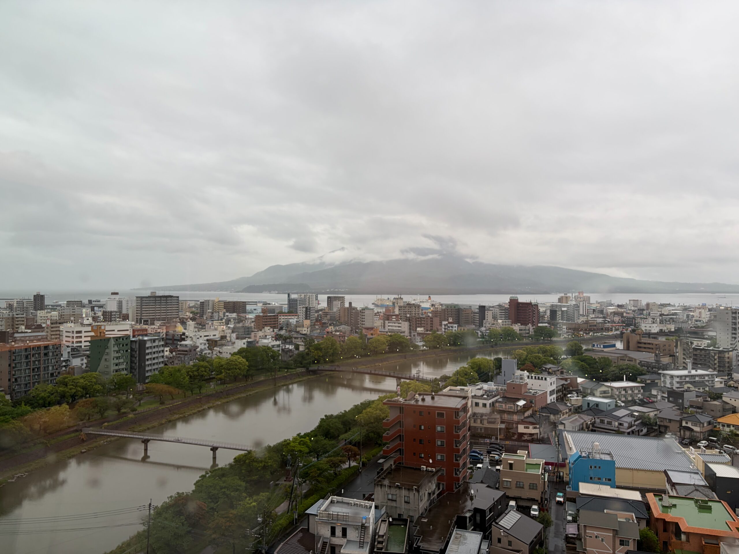 1泊目・雨の桜島